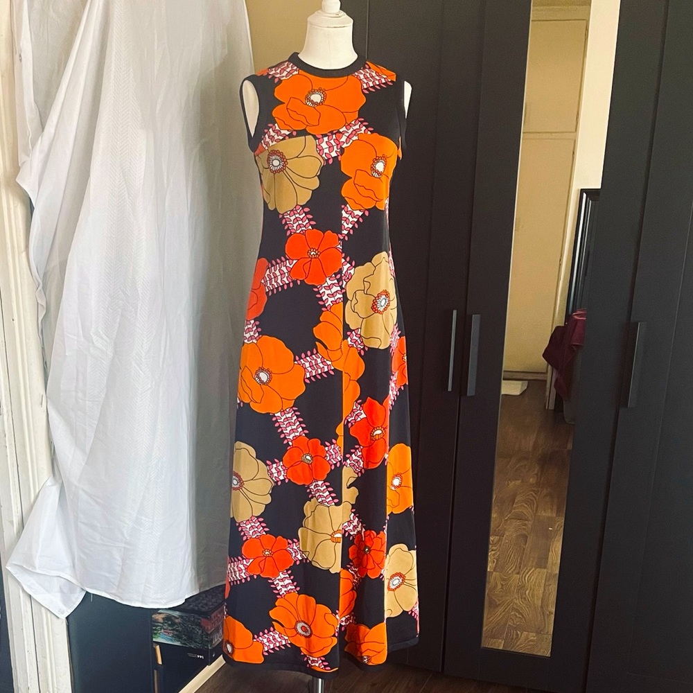 Classic Vintage Floral MIDI Dress- Size S super chic